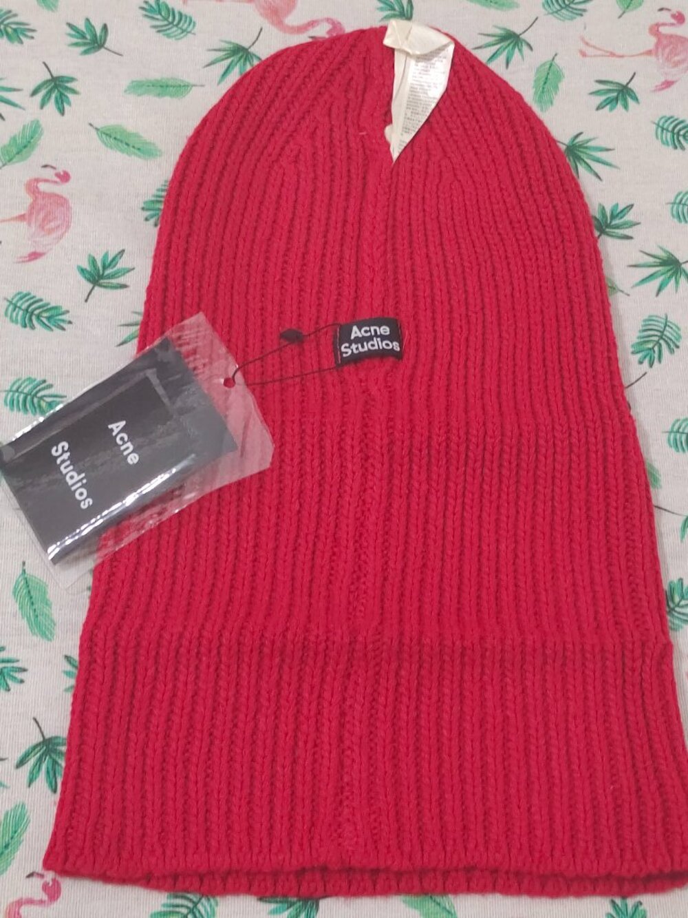 Acne Studios Iconic Face Patch Red Beanie - Picture 6 of 7